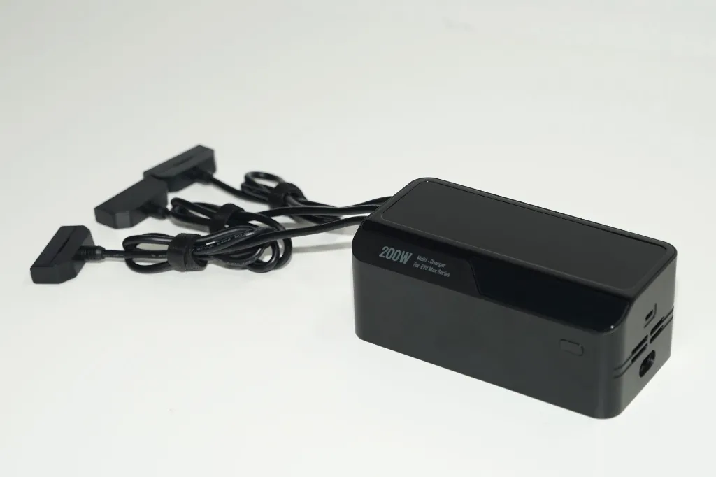 Multi-charger 04.webp